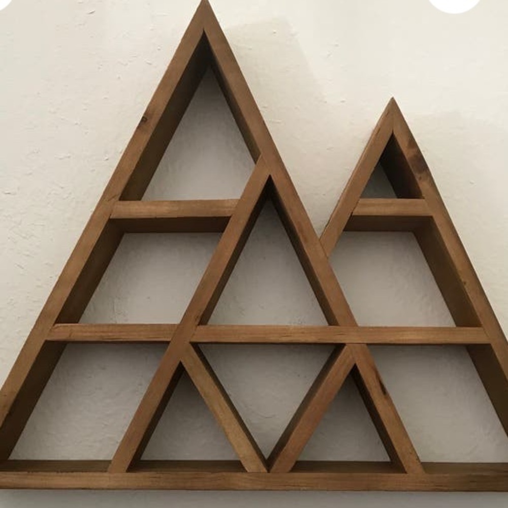 Large triangle crystal shelf